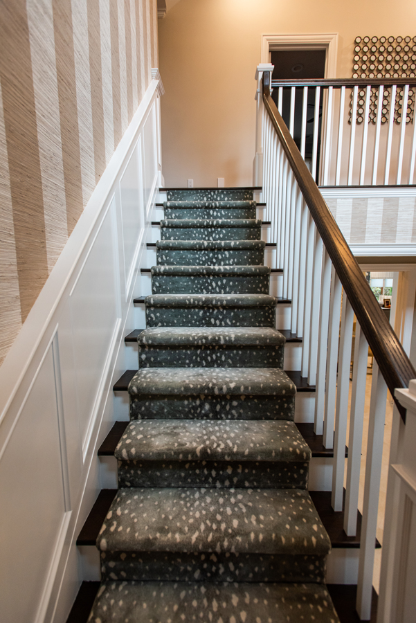 staircase-runner-carpeting-rug
