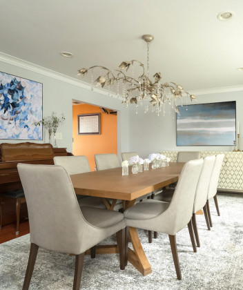 Seaford Family & Dining Room