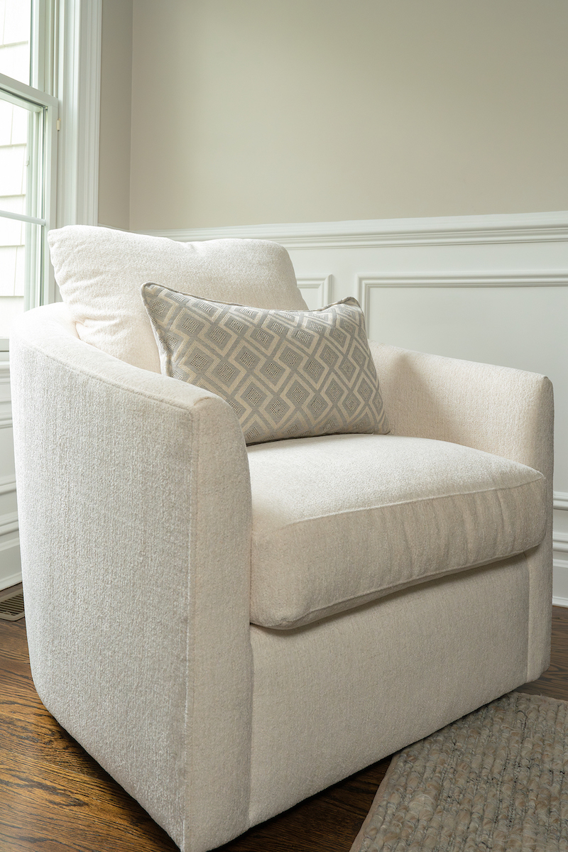 accent-chair-living-room-designer-wantagh-ny