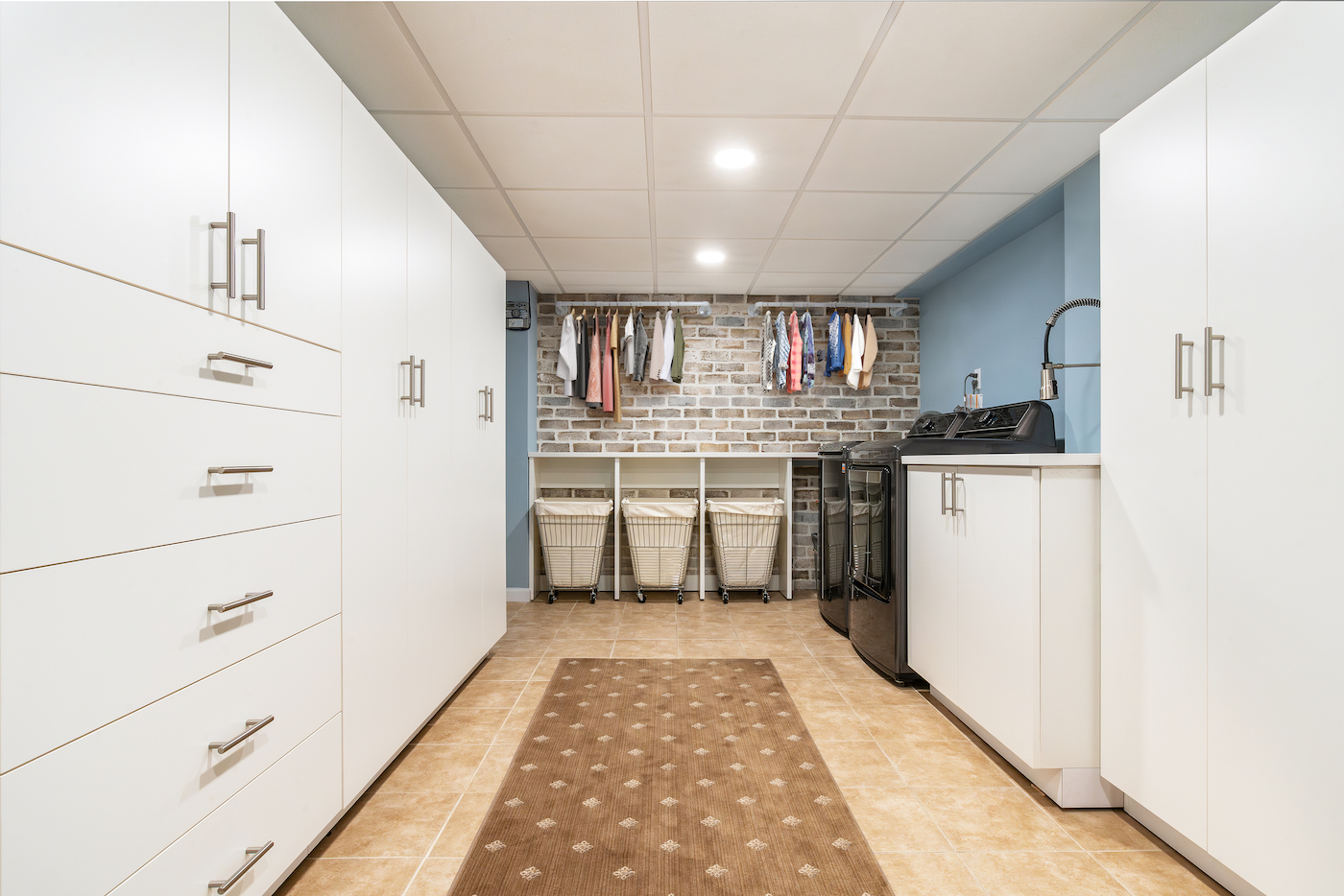laundry-room-interior-design-laundry-storage-design