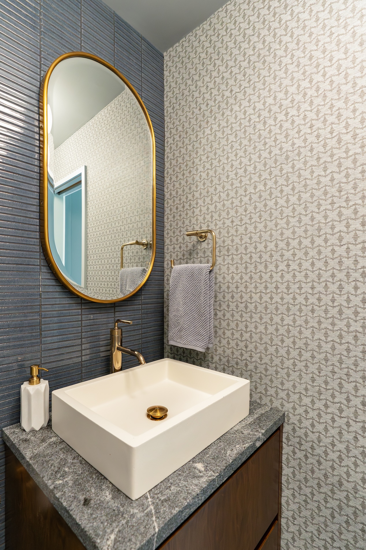 Powder Room Design Syosset Ny