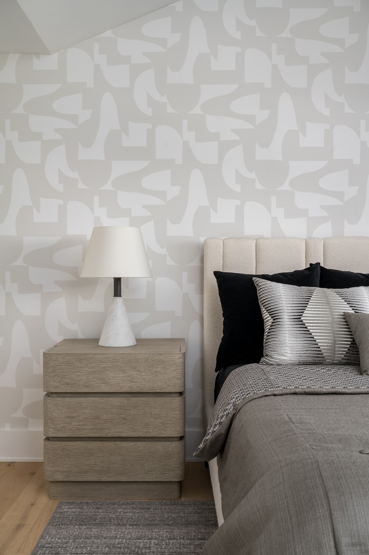 Bedroom Wallpaper Accent Wall Beige White